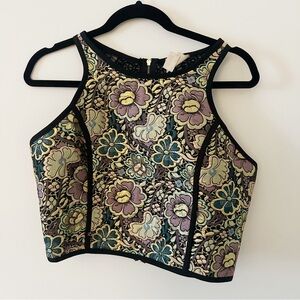 Floral Patterned Crop Top